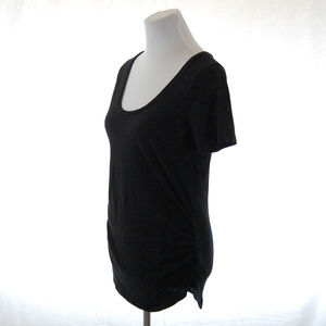 *FREE WITH PURCHASE* (NWOT) Maternity "Fitted" Scoopneck Top